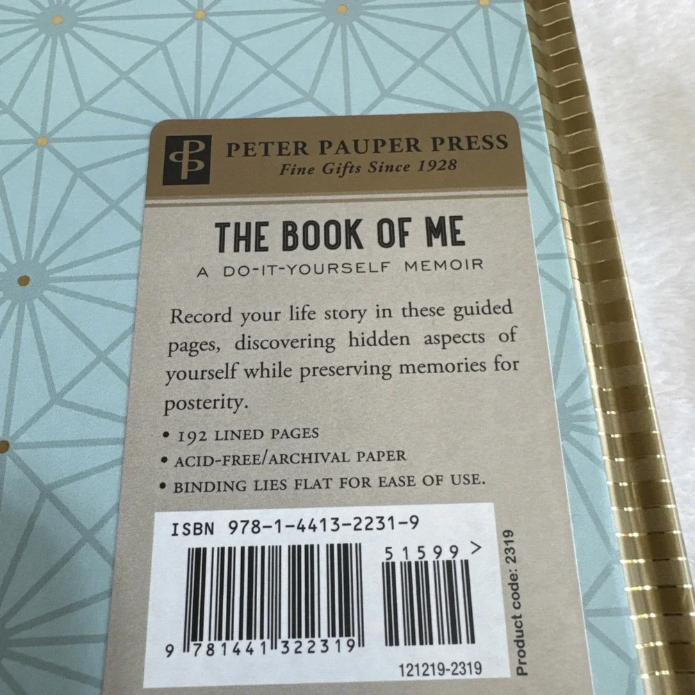 The Book of Me‎ A Do It Yourself Memoir Guided Journal Peter Pauper Press